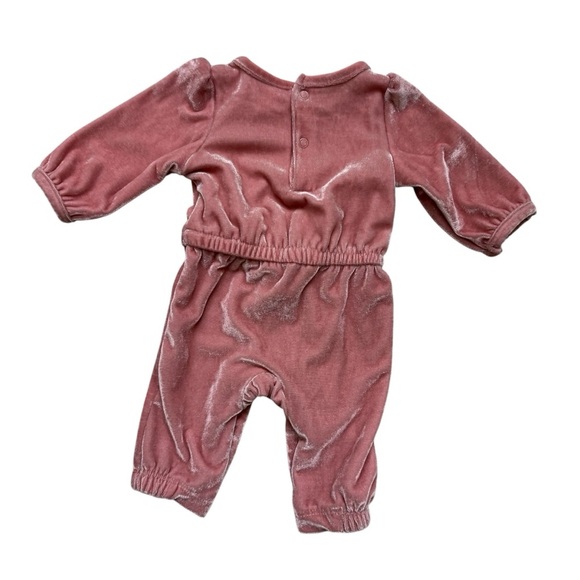 Carter’s Pink Velour Jumpsuit Baby Girl NB NWOT - Picture 3 of 3